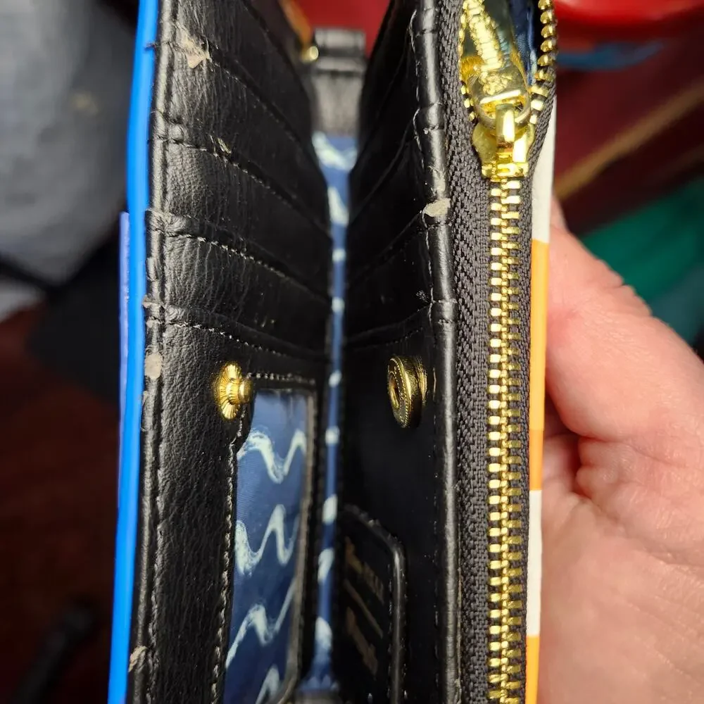 Loungefly Nemo & Dory Heart Logo Crossbody Wallet • 2018 • NWT • VHTF - Picture 12 of 13